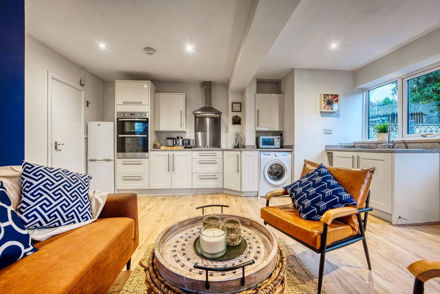 Dudley-5 Beds-Contractors-Parking-Long Stay! Exterior foto